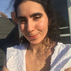 Meet your Posher, Joy